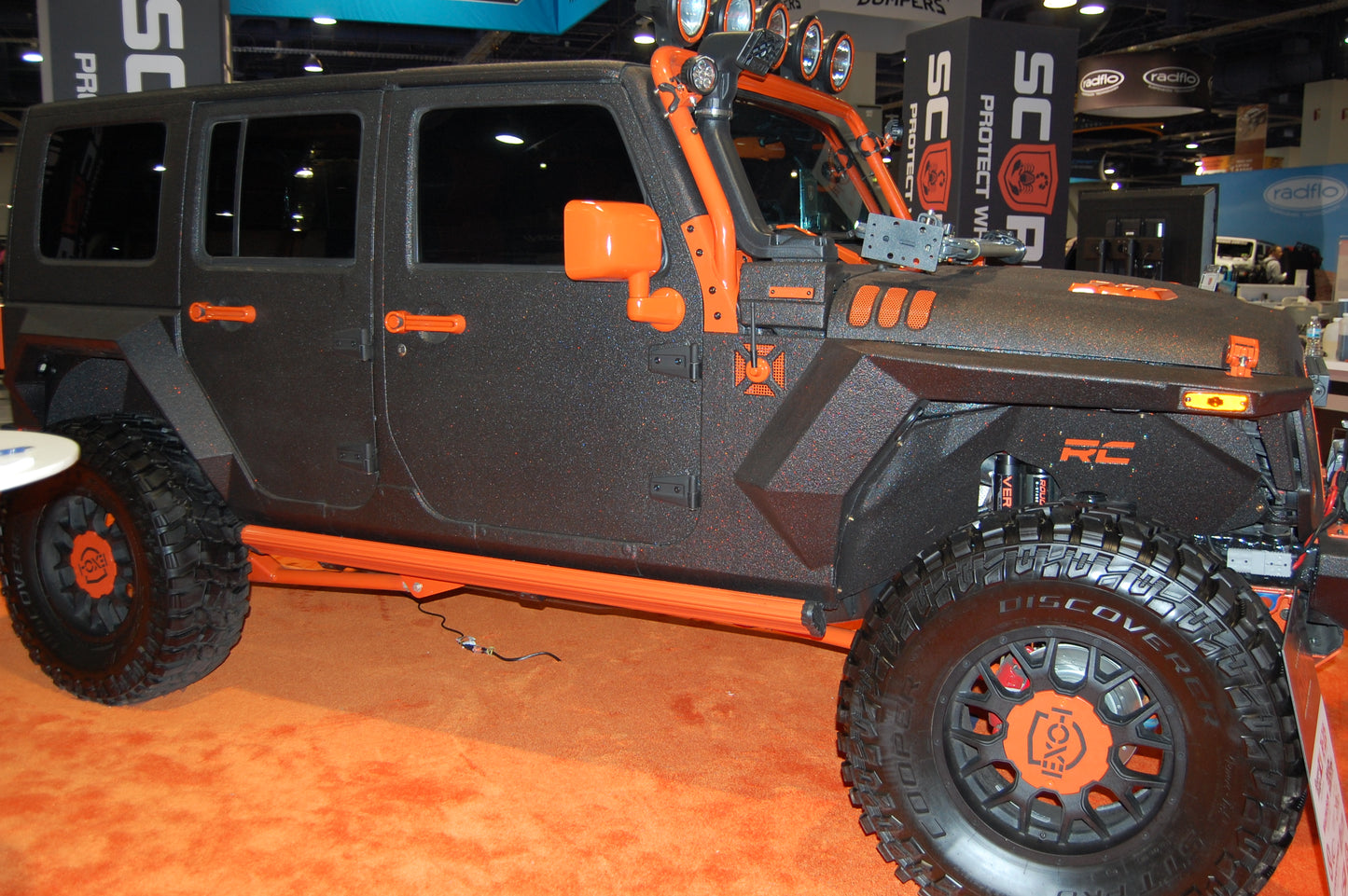 Scorpion XO2 Metal Orange Flake Topcoat